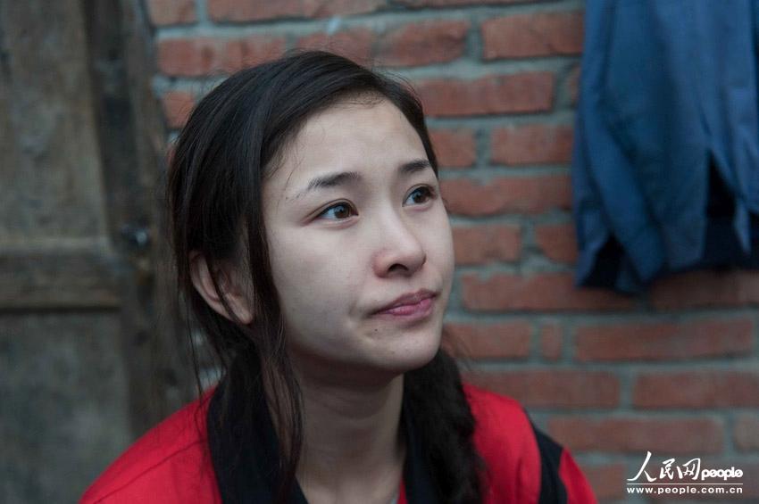 汶川地震断腿<em>美女教师</em>赴雅安灾区支援-大河论