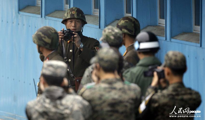 高清:联合国军司令部将朝鲜士兵遗体移交朝方