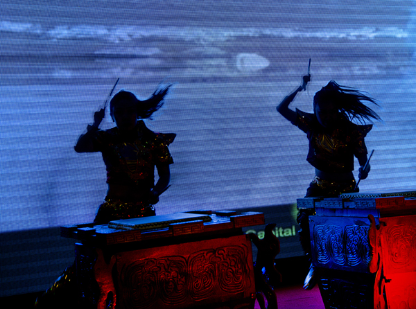 9.����      ��Ӱ��ǿ