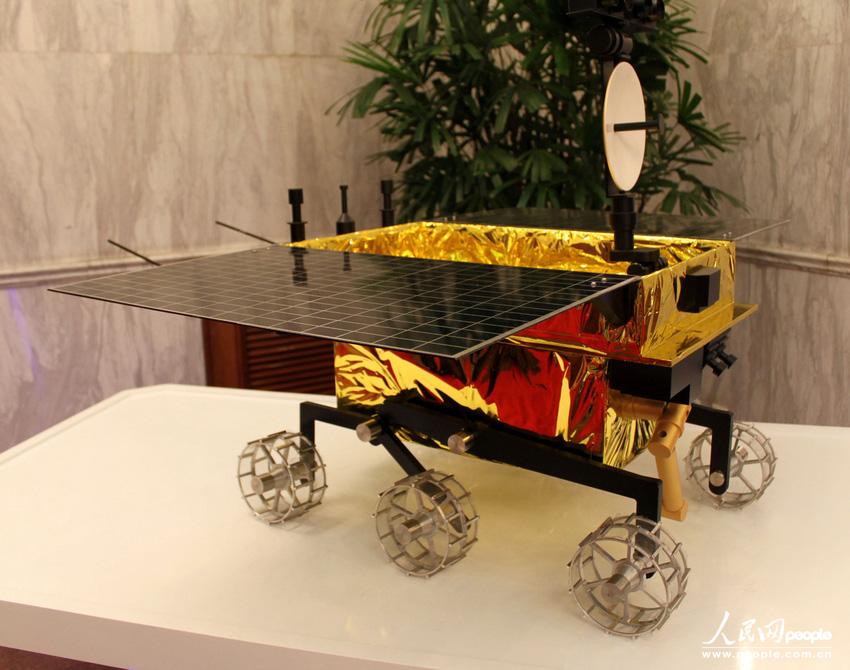 高清:嫦娥三号月球车开始征名 揭秘我国首辆