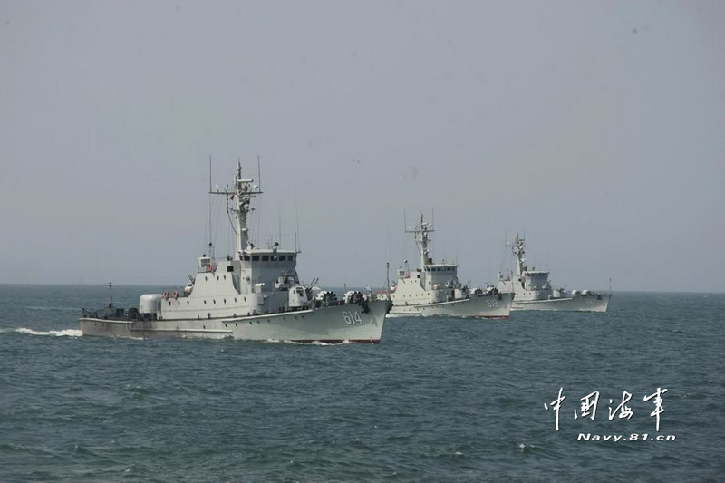 高清:北海舰队出动新型战舰警戒机在黄海实弹