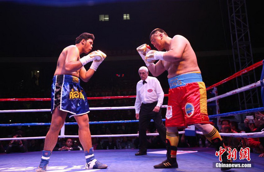 亚洲拳王张君龙KO泰国对手又获洲际冠军金腰