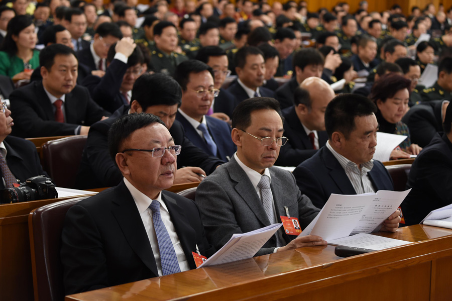 3月5日,第十二届全国人民代表大会第二次会议在北京人民大会堂开幕.