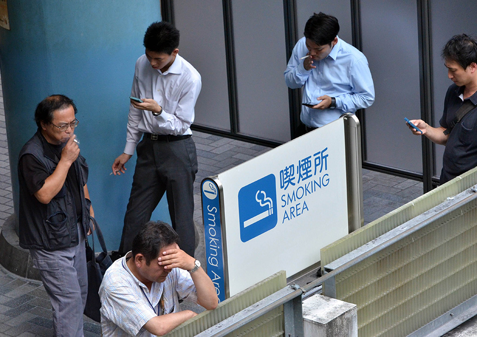 三款室内吸烟专用空气净化器推荐 除2手烟的那个空气净化器最好 (三款室内吸烟机)