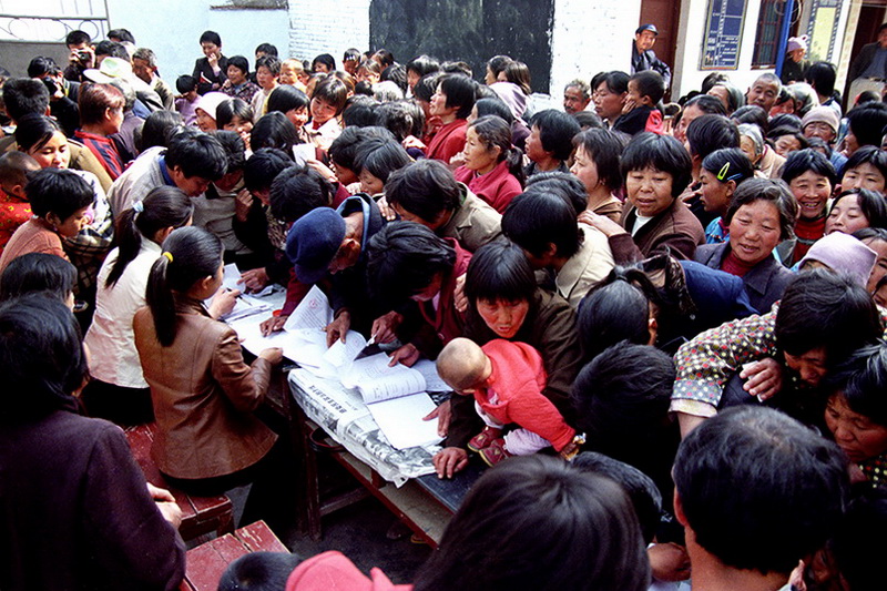 ӻԾ��ֱ��2005��6��22�������������ׯ���ġ�  ������ ��Ӱ