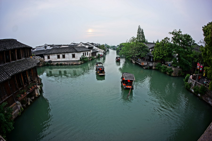 �����Ļ����»��㡱��Ӱר�⽲�������Ĳɷ���Ʒ��8��