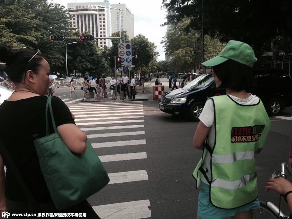 中国解放时有多少人口_...一家十几口人,解放前流浪逃荒,现在过着幸福生活.(2)