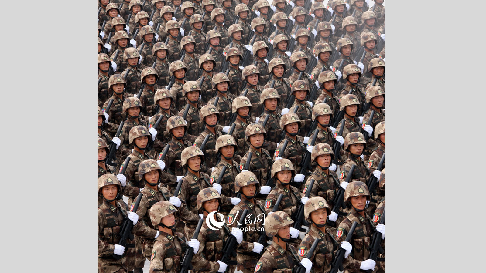 2009�����60�����ı��е�½�����ֱ����ӡ����츻��