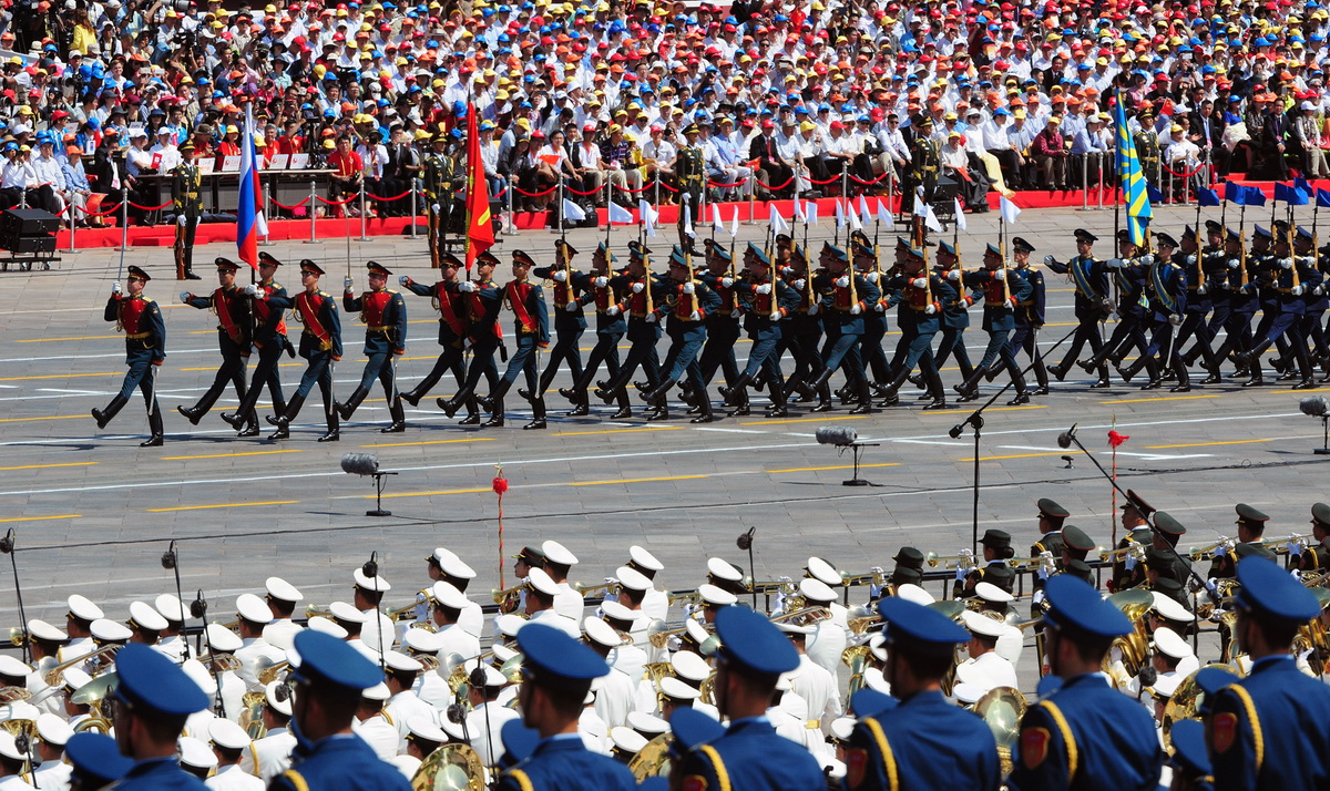 ����˹���̶Ӿ����찲�Ź㳡���й�Ů��Ӱ��Э�� ����/��Ӱ