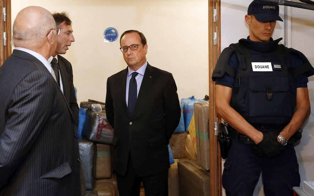 法国海关在巴黎查获7.1吨大麻