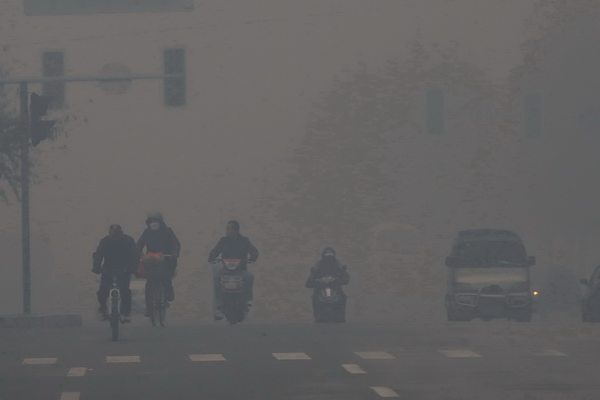 辽宁多地持续雾霾沈阳PM2.5浓度爆表