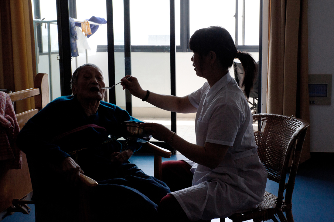 ������ů�˼䡷 ������Ƽ/��Ӱ