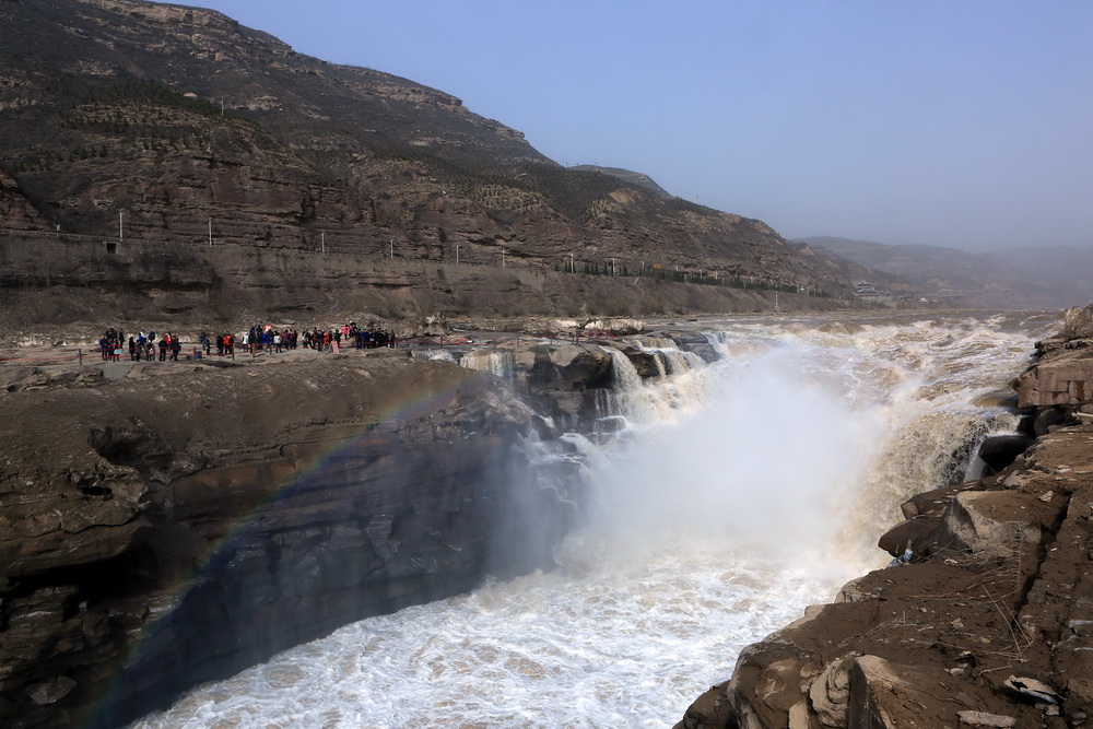 3月5日在山西省临汾市吉县拍摄的黄河壶口瀑布。 新华社发（王辉耀 摄）