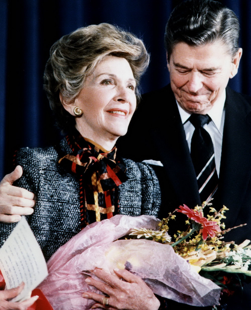 美国前总统里根夫人南希·里根逝世