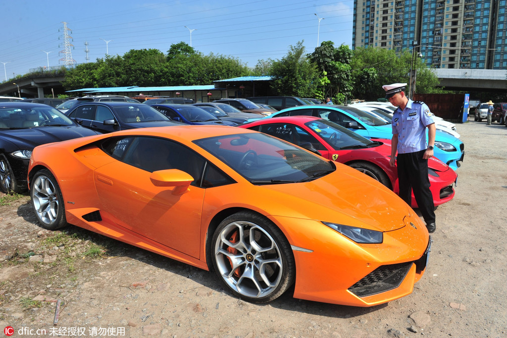 飙车太疯狂 广州警方查扣29辆豪车市值近2000万
