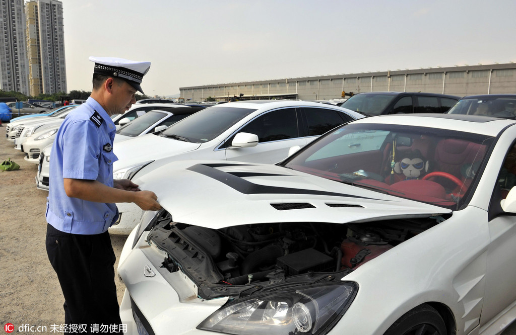 飙车太疯狂 广州警方查扣29辆豪车市值近2000万
