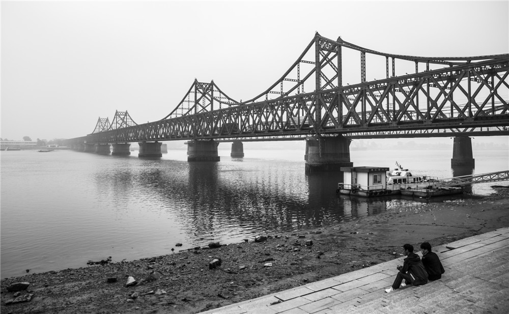 5�����й������ͳ���ʵ��ֳ��ͳ�ε��ձ���Ϊ�������Ӷ��й���Դͨ����1937��4���ձ�������ʽ������ձ�������ʽ���������ڵ�һ��������100�״���ʼ�޽��ڶ�����·���ţ������յ��г������ţ����ڶ������ų�946�ף���12�ס�����6����ƽ�������������з�6��Ϊ������������ʽ������·�ţ���ͬʱ��ʻ������һ���г���