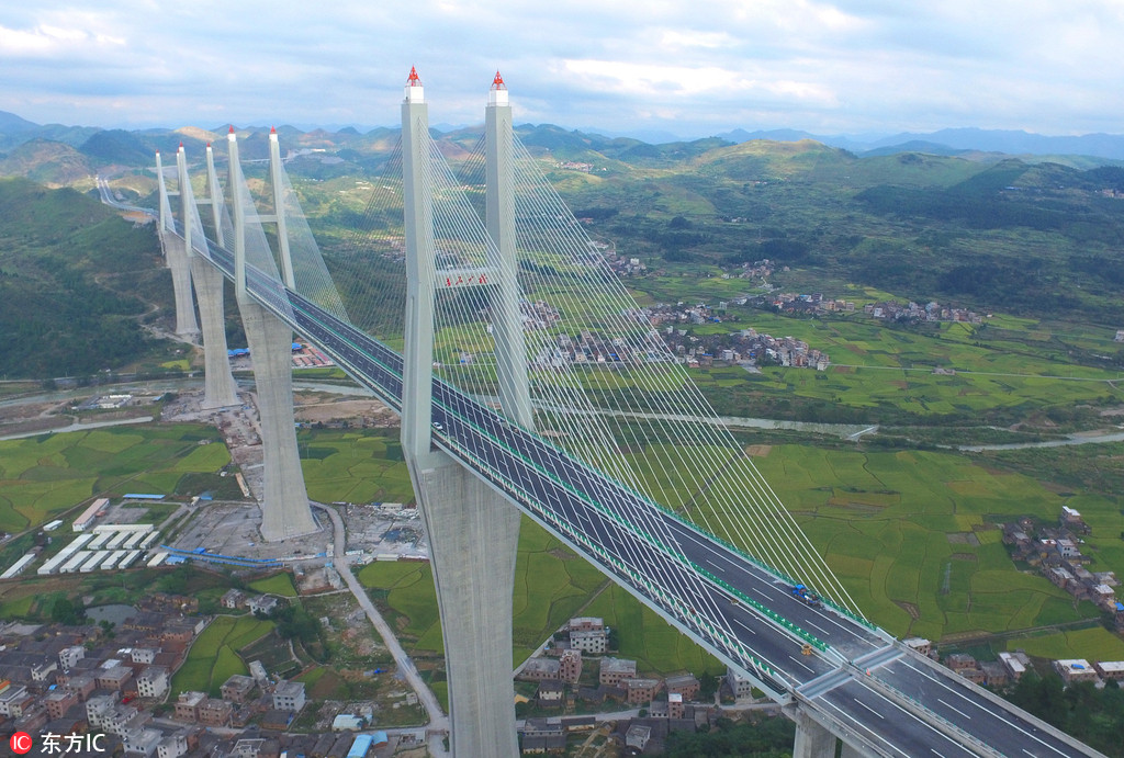 世界第一大跨径高墩多塔桥即将通车 赤石特大桥工程进入扫尾阶段