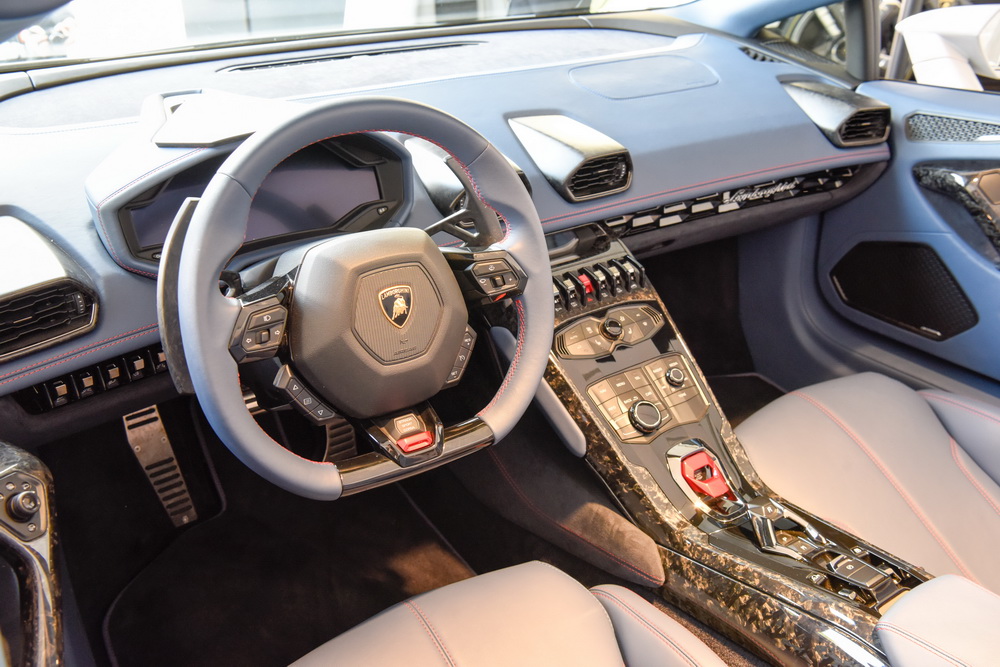 ����2��16����Ħ�ɸ����ؿ����������������Ʒ������HURACAN SPYDER 610-4���Ρ�