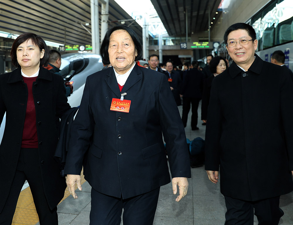 ȫ���˴������������У��ִﱱ����վ��