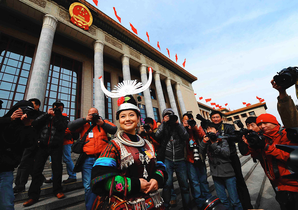 2010��3��5������������εĹ����Ŵ����װ��׶��ʾ��ũ����������ע