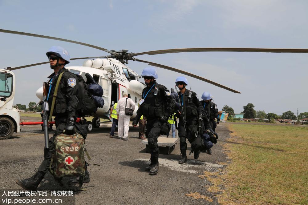 中國第五支駐利比裡亞維和警察完成首次空中巡邏勤務【4】