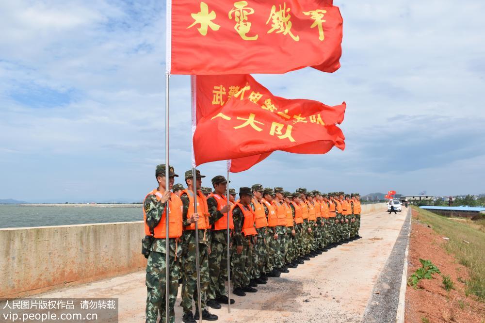 �侯��ս8Сʱ�ɹ����þŽ����Ǻ��̰ӻ�����©���顾8��
