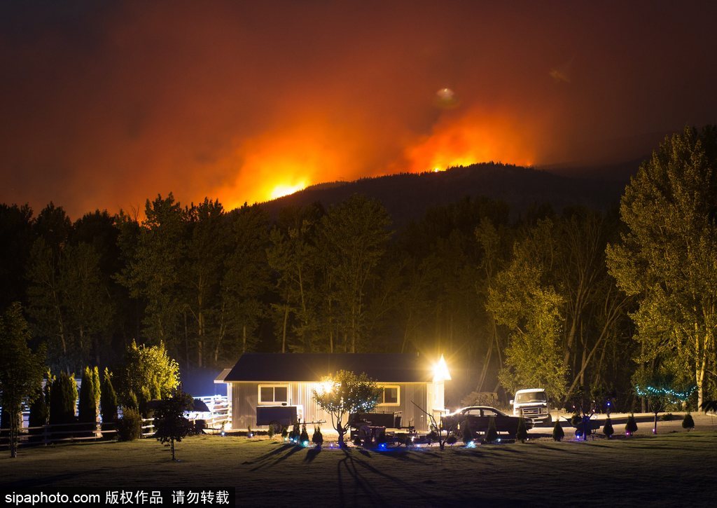 加拿大卑詩省山火蔓延 近7000人被疏散全省進入緊急狀態【5】