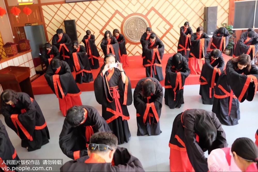 台湾20余所中小学教师在陕西汉阳陵博物馆感