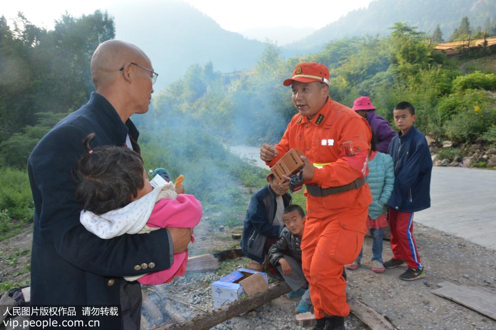 �侯��կ��ɭ���жӹٱ����������Ѿ�ת�Ʊ���Ⱥ�ڡ�3��