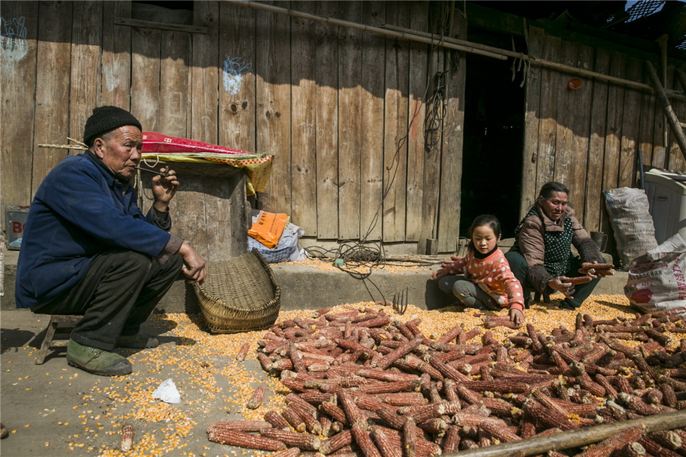 10.��������үү����һ���������׵�Ů����