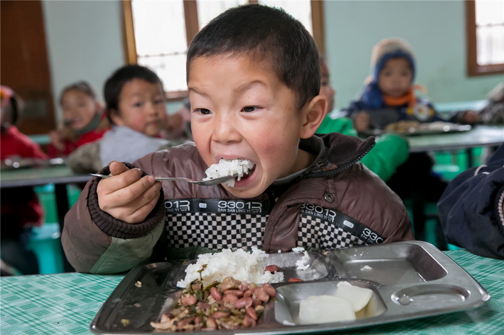 30. ��ѧУ��Ե����̻��ʵ��к���