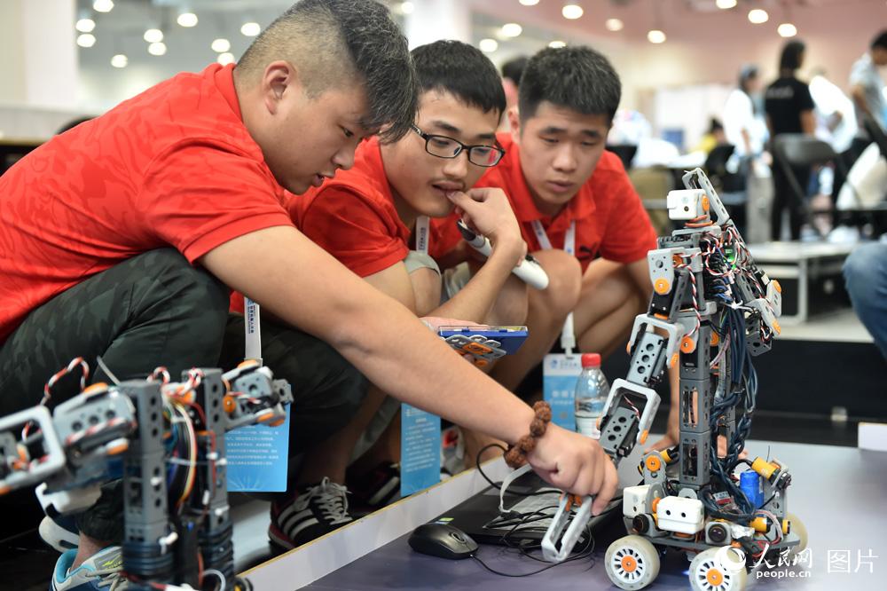 2017世界机器人大会在北京开幕