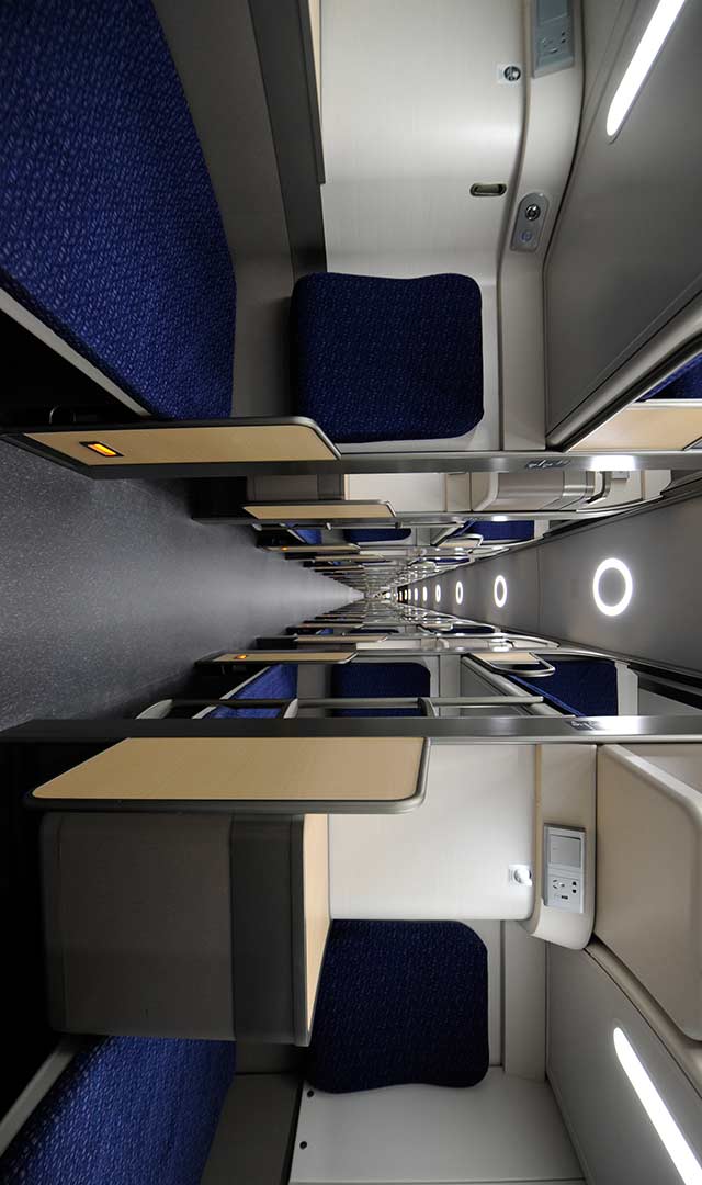 2017������D311���г�׼��ʻ�����ҹ��������̶�������ʽ����Ͷ����Ӫ��