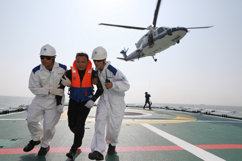 中國－東盟國家海上聯合搜救實船演練成功舉行
