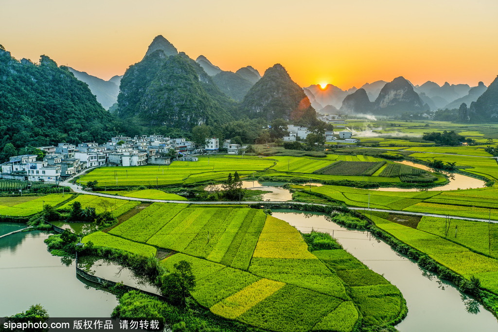 航拍中国:一幅幅如梦似幻的山水画卷