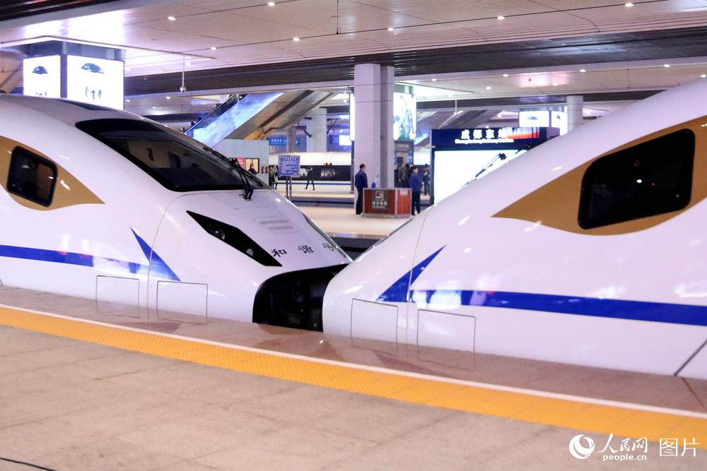 中國西部交通將添“動脈” 西成高鐵今日開通運營【2】