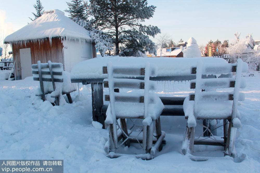 中國最北小鎮-40℃極寒 桌椅板凳房屋全部被凍成冰坨【2】