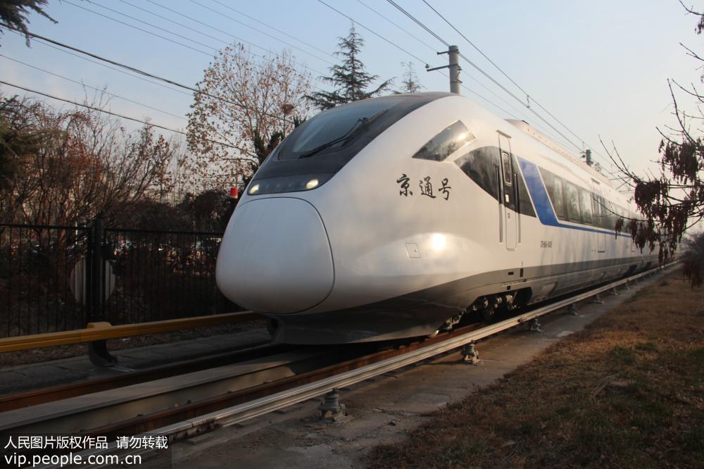 ������������CRH6A�ͳǼʶ����齻����3��