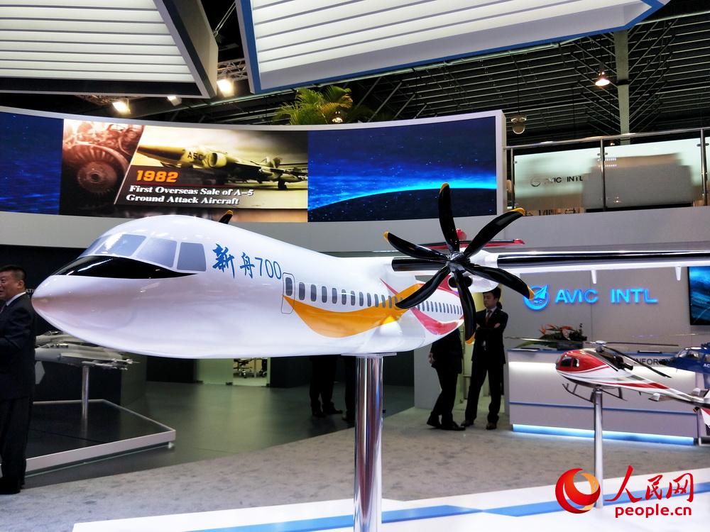 ����700�ɻ�1��10ģ��