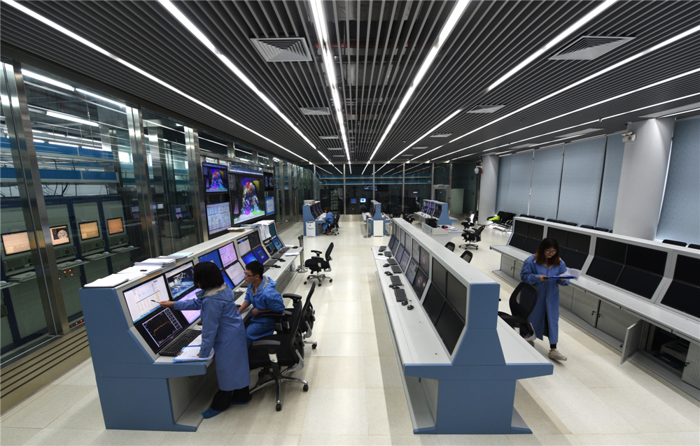 4.�ִ����������������п�������ܾ�������ͬ������Ϊ�����ġ�׷���塱����ҹ24Сʱ���������(������Ӱ)