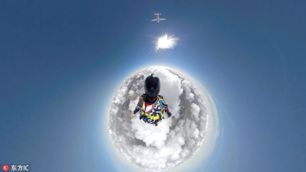 美國小哥360°全景記錄跳傘全程 縱身漏斗雲超炫酷【2】