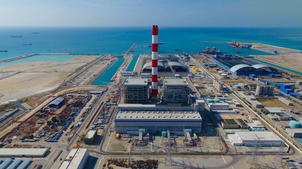 2018年4月6日在越南南部平順省拍攝的永新燃煤電廠一期BOT項目的鳥瞰圖。越南永新燃煤電廠一期BOT項目由中國南方電網投資，建成后將成為越南最先進的能源基地。新華社發