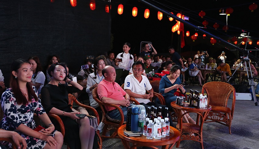 8.2018��Ͽ�˼����ֽڼα��ֳ�����������Ӱ