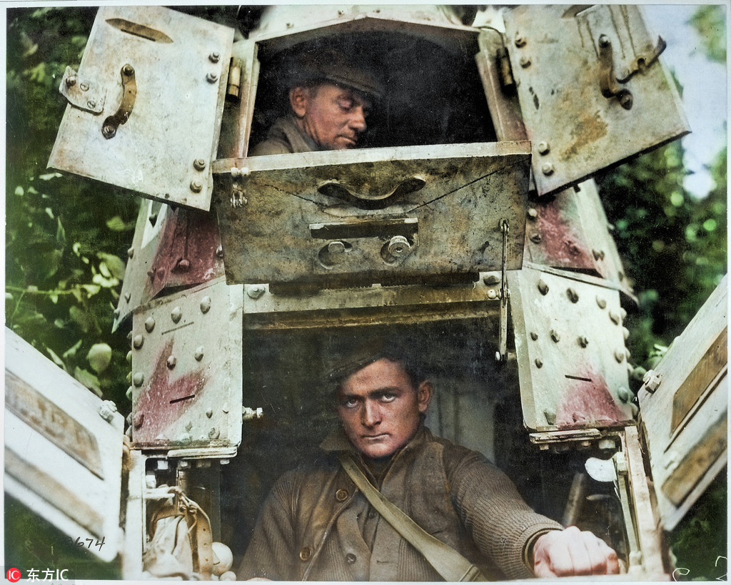 英國電工為一戰老照片“上色” 士兵和坦克組合抓人眼球【4】