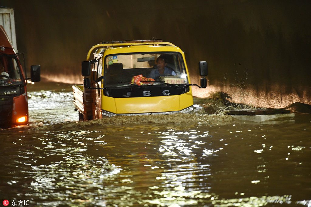 �е���ǿ��ˮ������������ˮ�ɺ� ����ð��ͨ����ˮ�����д���3��