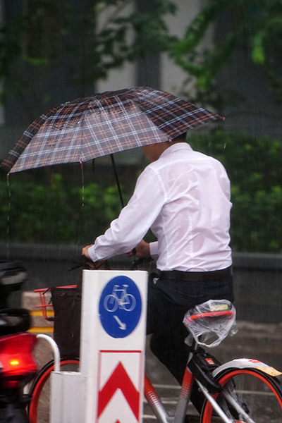 受台風安比影響 北京迎來強降雨【4】