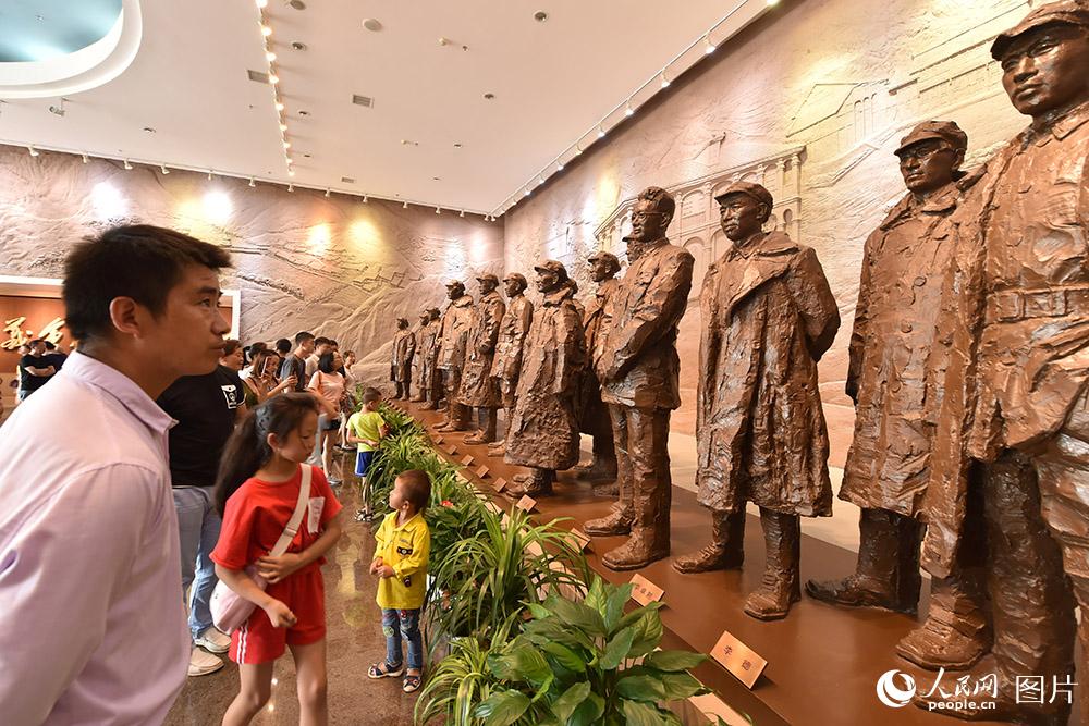 ��ɫ���γ������� ����Ԥ�ƹ����˴Ρ�6��