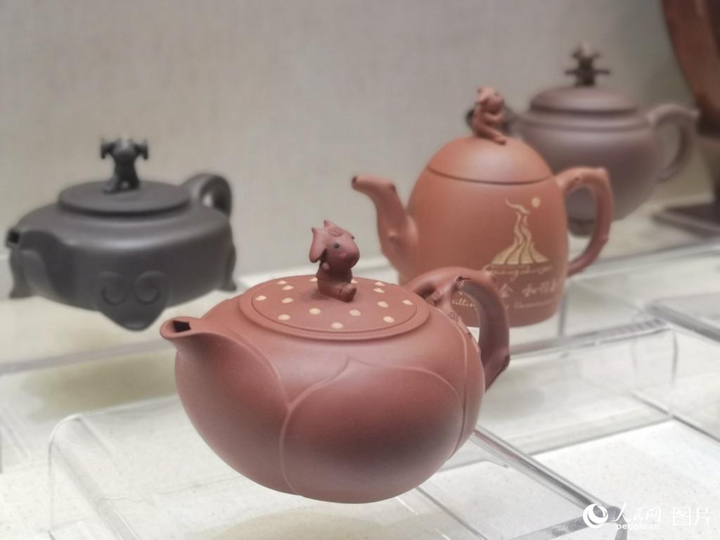 ���ڲ�Ʒ����������ɰ���������� ���� ��