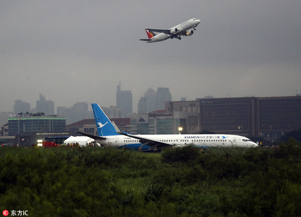 8月17日，菲律賓首都馬尼拉，中國廈門航空公司一架客機在馬尼拉機場降落時偏出跑道。FRANCIS R MALASIG/東方IC 